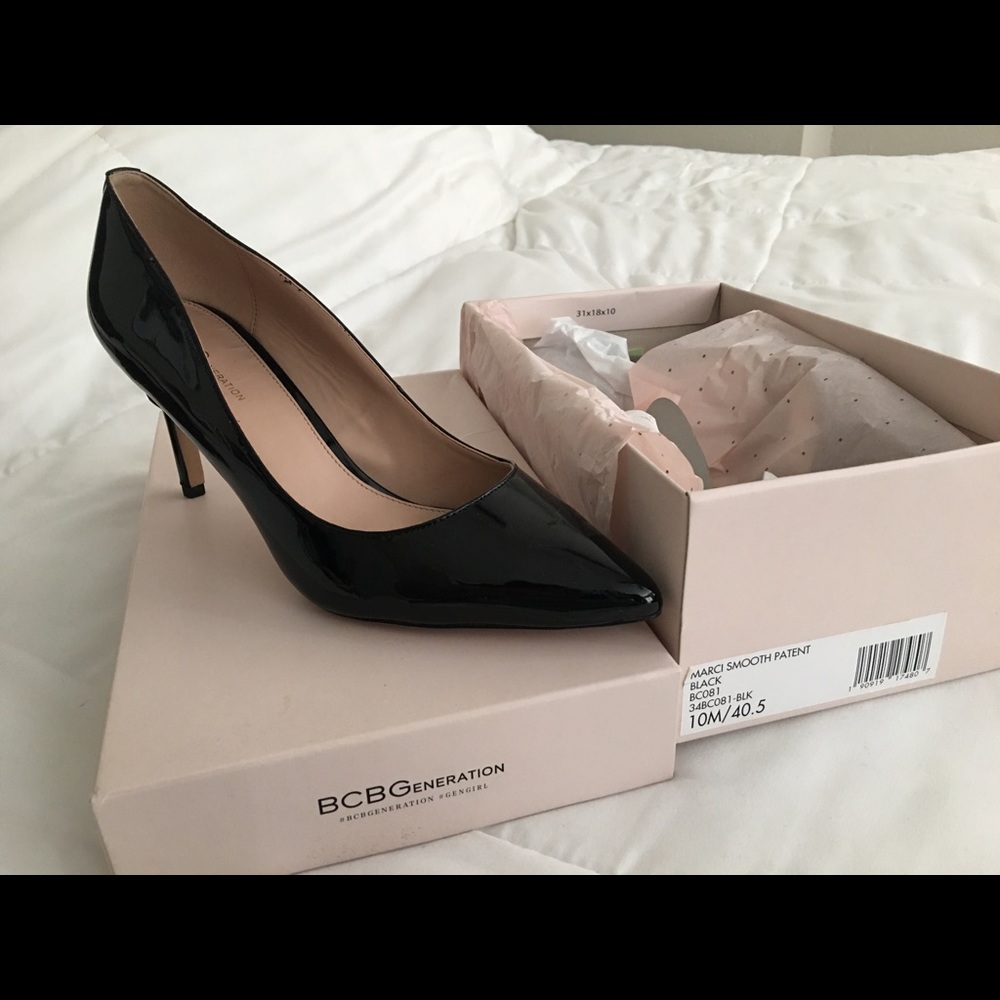 Black pointed pumps *only worn once*